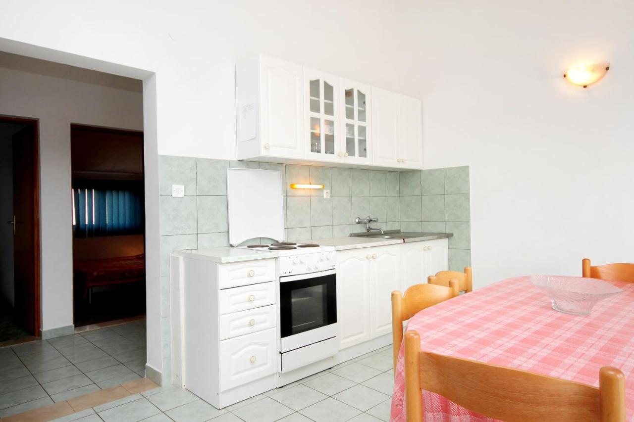 Apartments By The Sea Zavalatica, Korcula - 247 Екстериор снимка