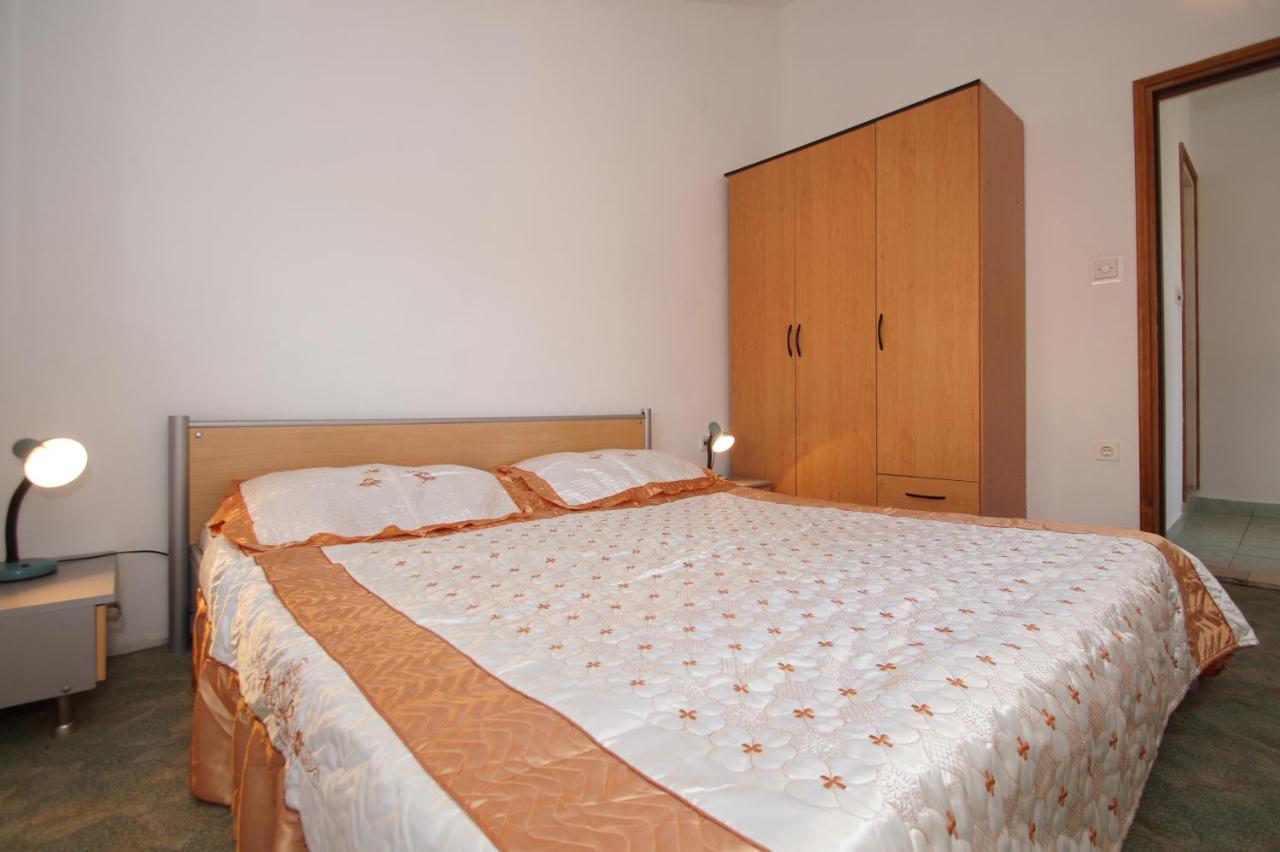 Apartments By The Sea Zavalatica, Korcula - 247 Екстериор снимка